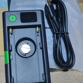 Sony NPF-Adqpder