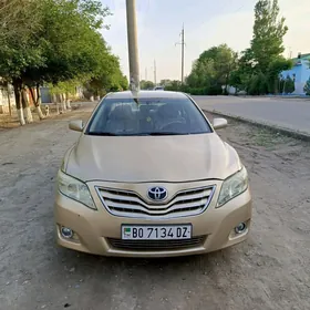 Toyota Camry 2011