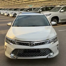 Toyota Camry 2017