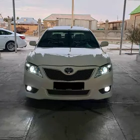 Toyota Camry 2011