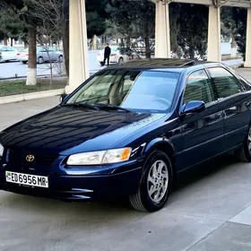 Toyota Camry 1999