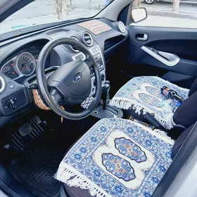 Ford Figo 2012