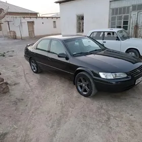 Toyota Camry 1998