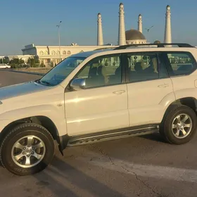 Toyota Land Cruiser Prado 2005