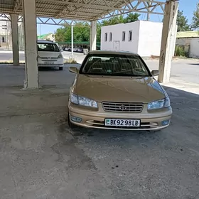 Toyota Camry 1998
