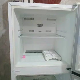 холодильник Beko