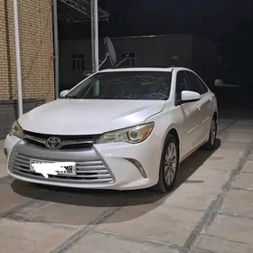 Toyota Camry 2017