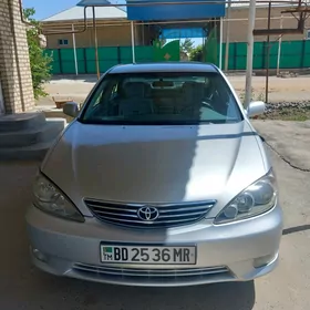 Toyota Camry 2005