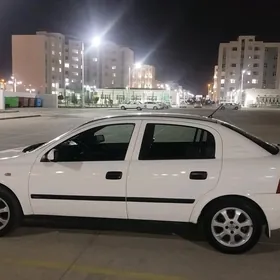 Opel Astra 2000