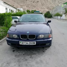 BMW E39 1998