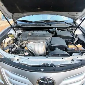Toyota Camry 2010