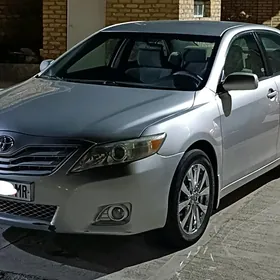 Toyota Camry 2011