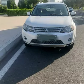 Mitsubishi Outlander 2008