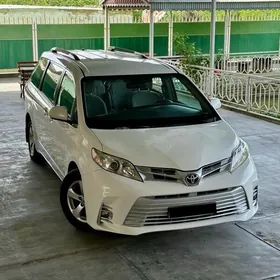 Toyota Sienna 2017