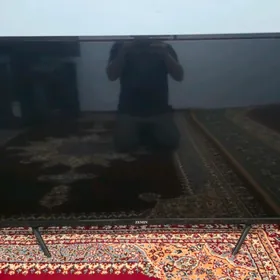 ZEMIN Telewizor 55"