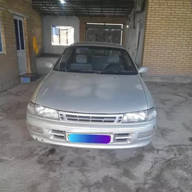 Toyota Carina 1995