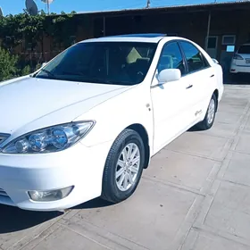 Toyota Camry 2003