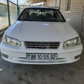Toyota Camry 2000