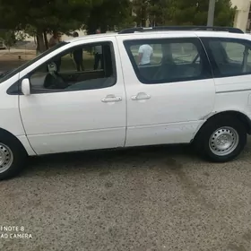 Toyota Sienna 2002