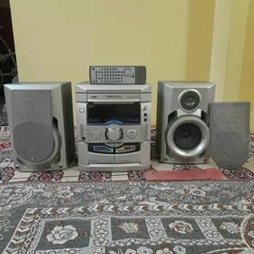 Музыкальный центр LG