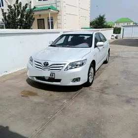 Toyota Camry 2010