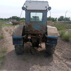 MTZ T-28 1990