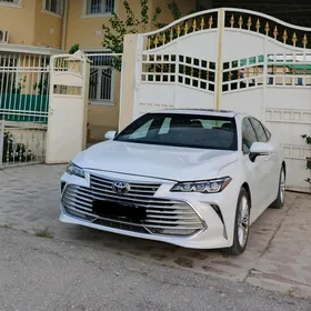 Toyota Avalon 2019