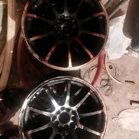 17 lik diska BMW