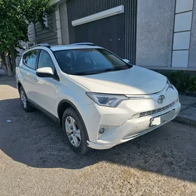 Toyota RAV4 2016