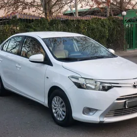 Toyota Yaris 2014