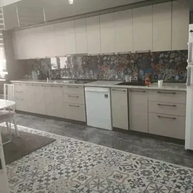 Arenda Mir 2  3 kom