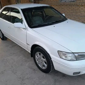 Toyota Camry 1997
