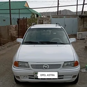 Opel Astra 1996