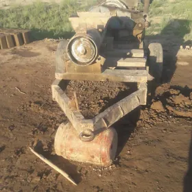 MTZ T-28 1989