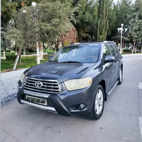 Toyota Highlander 2010