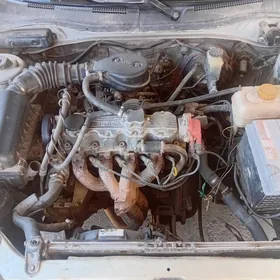 Daewoo Leganza 2001