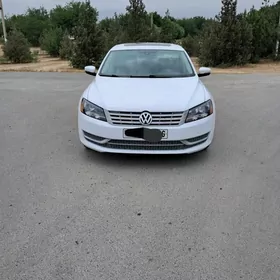 Volkswagen Passat 2012