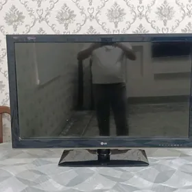 LG-42