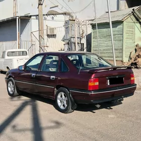 Opel Vectra 1990