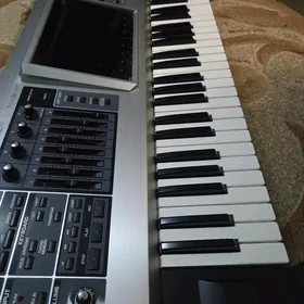 Roland Fantom G6