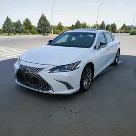 Lexus ES 350 2020