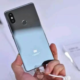 𝐌𝐢 8𝐒𝐞 6/64𝐠𝐛