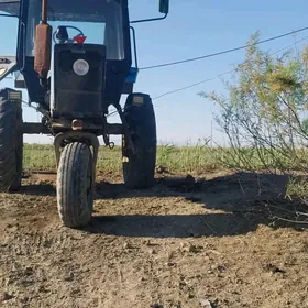 MTZ 80 2003