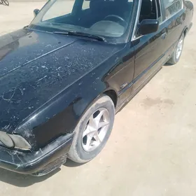 BMW 525 1990
