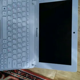 Lenovo kompyuter okuwcy