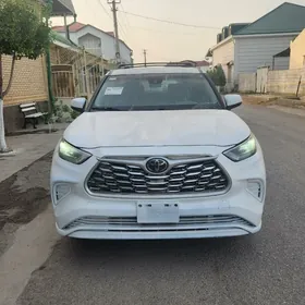 Toyota Highlander 2020