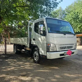 Mitsubishi Canter 2015