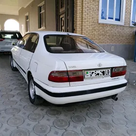 Toyota Corona 1995