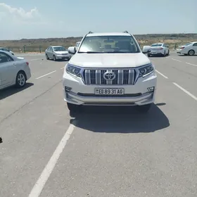 Toyota Land Cruiser Prado 2015