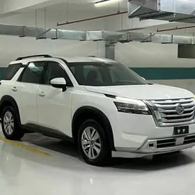 Nissan Pathfinder 2022
